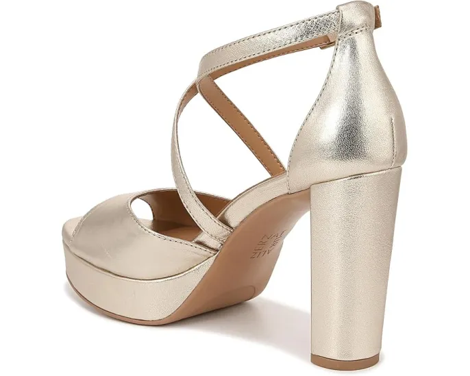 Сандалии Naturalizer Melody с открытым носком и платформой