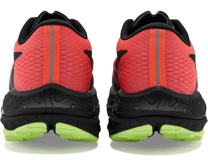Беговые кроссовки Mizuno Neo Accera с азотной амортизацией Enerzy NXT и подошвой Vibram Megagrip