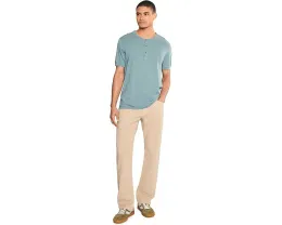 Брюки Protege Classic Straight Pants в цвете Dune Khaki от AG Jeans