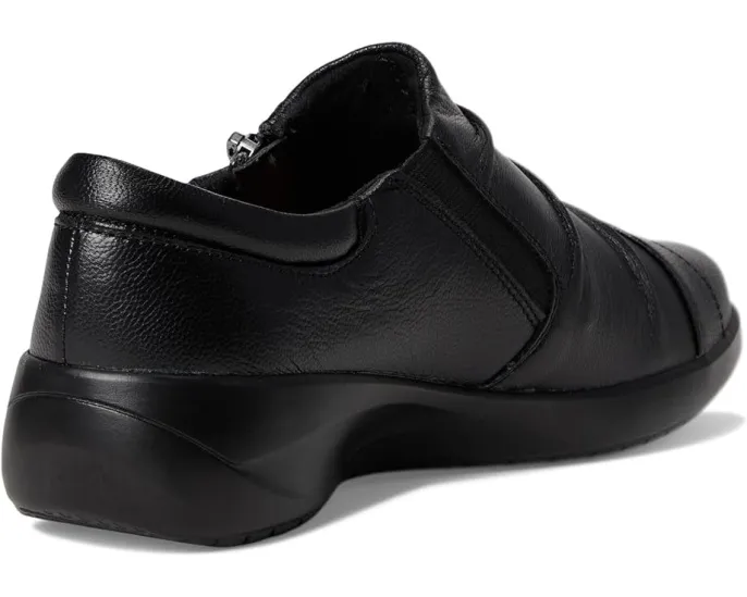 Туфли Clarks Kaetlyn Mila из шоколадной кожи с боковой молнией
