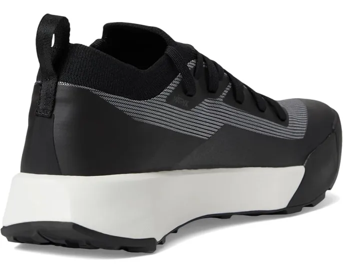Легкие треккинговые ботинки Arc'teryx Vertex Speed Low с нейлоновым верхом