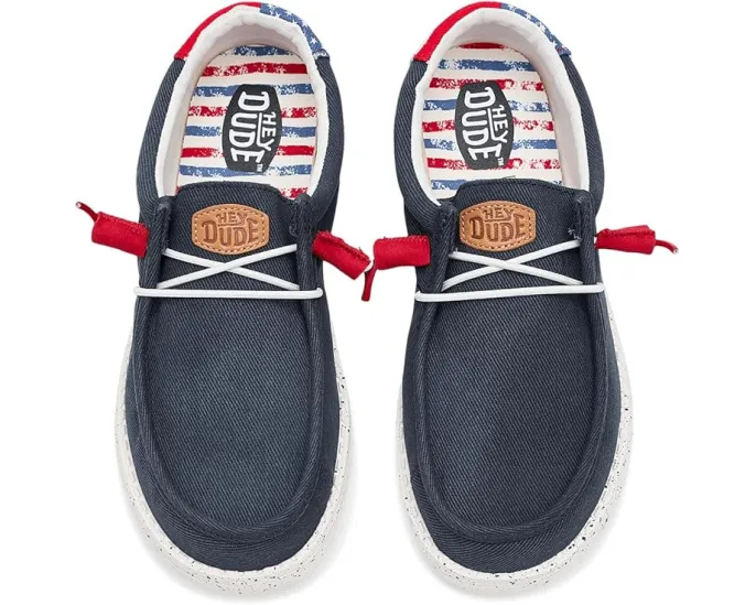 Hey Dude Kids Слипоны Wally Americana с хлопковым верхом и подошвой ЭВА в патриотичном стиле