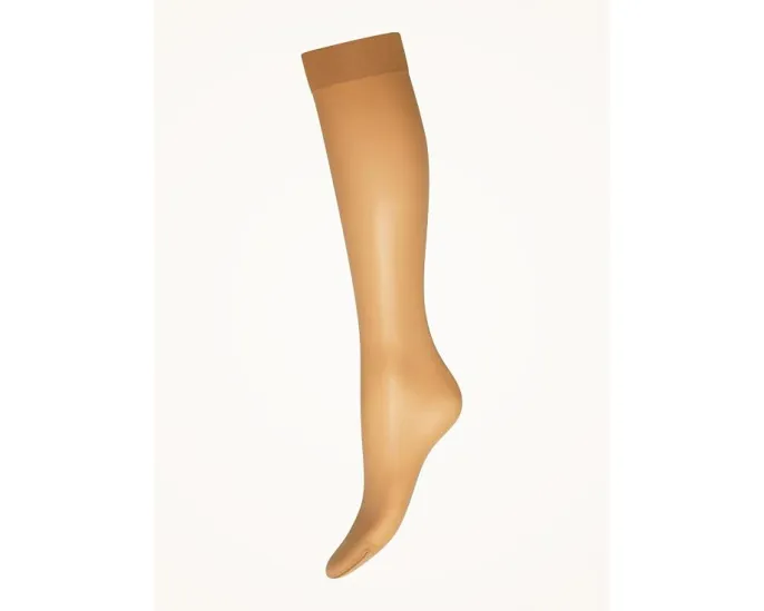 Гольфы Wolford Individual 10 с матовым эффектом и усиленным мыском
