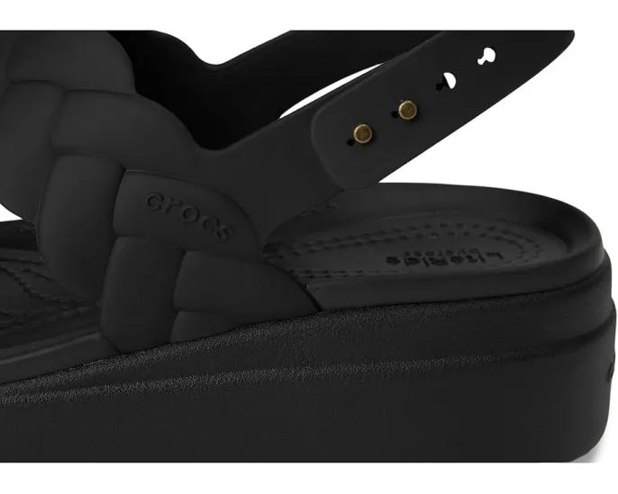 Сандалии Crocs Brooklyn с низким клином и плетеным верхом