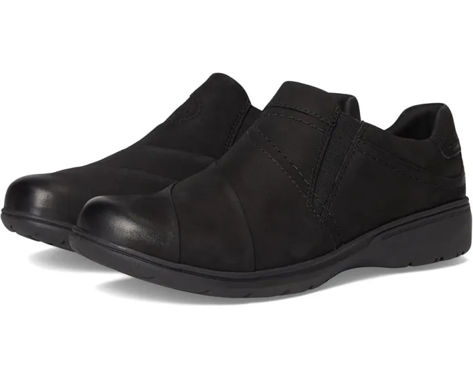 Слипоны Clarks Carleigh Abby из премиальной кожи с эластичной вставкой