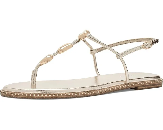 Босоножки Nine West Derika на плоском ходу с пряжкой