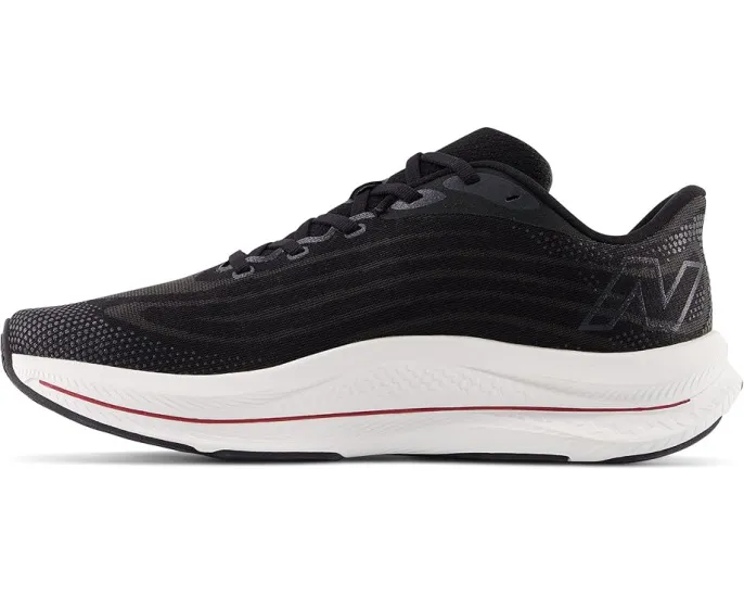 New Balance FuelCell Walker Elite кроссовки