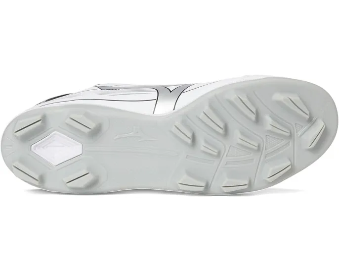 Бутсы Mizuno Cushionrevo Diamond TPU с пластиковым верхом и низким силуэтом