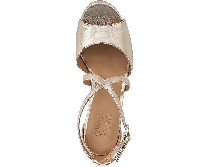 Сандалии Naturalizer Melody с открытым носком и платформой