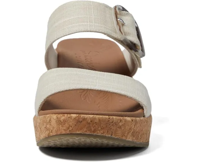 Сандалии Skechers Brystol с регулируемой пряжкой и стелькой Luxe Foam