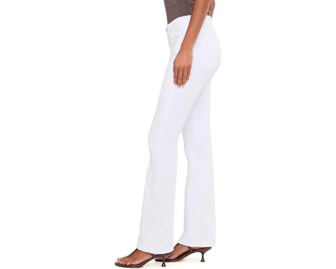 Джинсы Angel Low Rise Bootcut с низкой посадкой и расклешенными штанинами в цвете Gallery White от AG Jeans