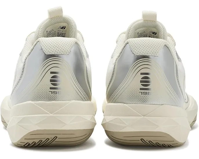 Теннисные кроссовки New Balance FuelCell 796 V5 с амортизацией FuelCell
