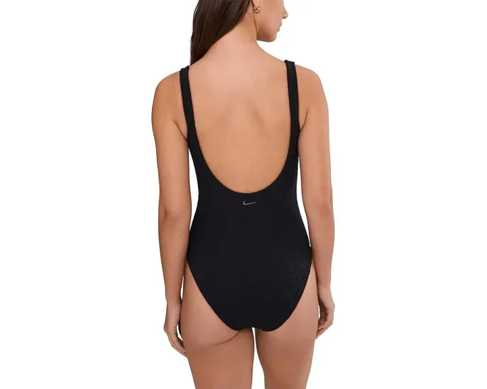 Цельный купальник Nike Shoreline Pucker с круглым вырезом и текстурой пакле