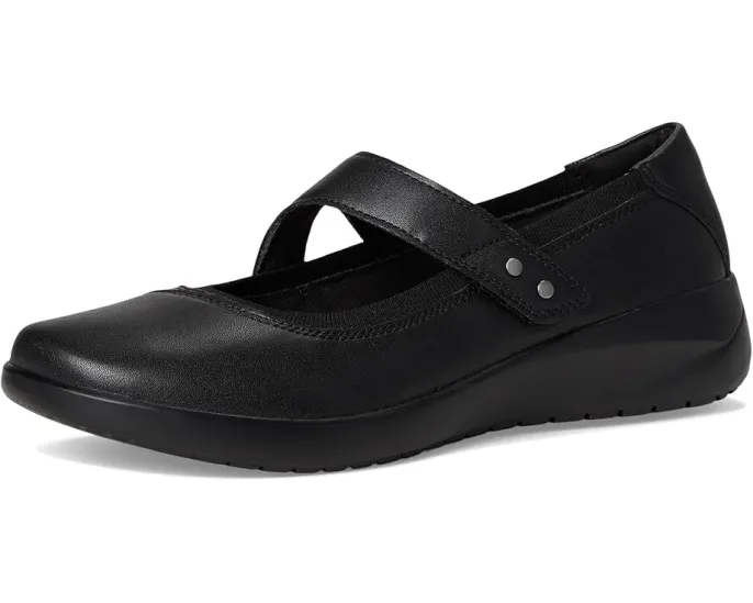 Туфли Kaetlyn Jane от Clarks для офиса с ремешком на липучке