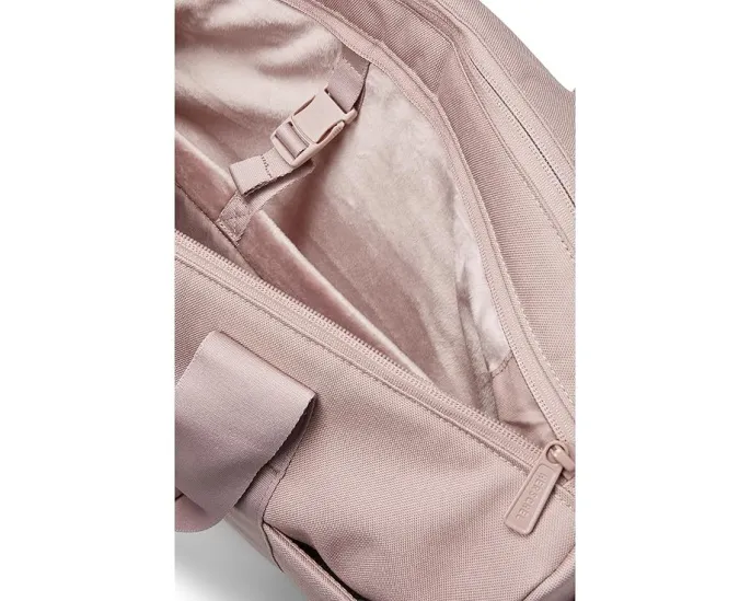 Дорожная сумка Herschel Supply Co. Tech Novel с отделением для обуви и ноутбука