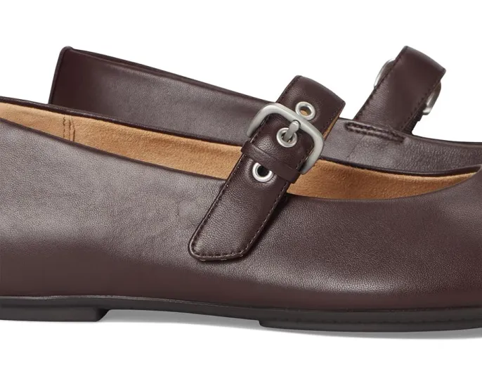 Туфли-марджи FitFlop Delicato из мягкой кожи наппа с пряжкой