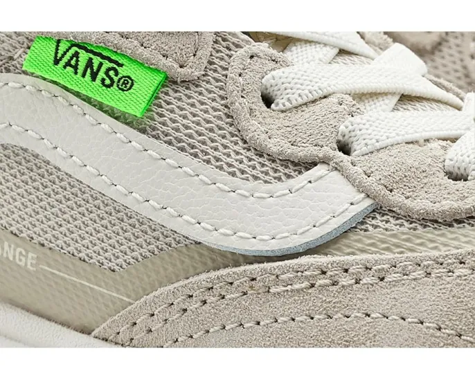 Кроссовки Vans Kids Ultrarange 66 V с застежкой на липучке и облегченной подошвой для малышей