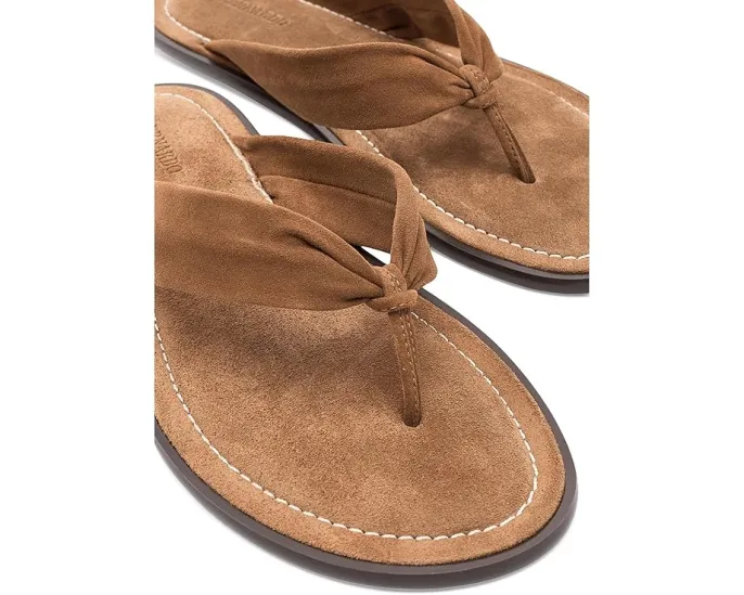 Сандалии Bernardo Salt из замши с ремешком между пальцев