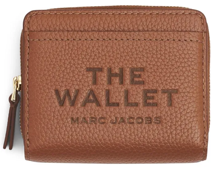 Мини-кошелек The Leather Mini Compact из кожи с магнитной застежкой и девятью карманами Marc Jacobs