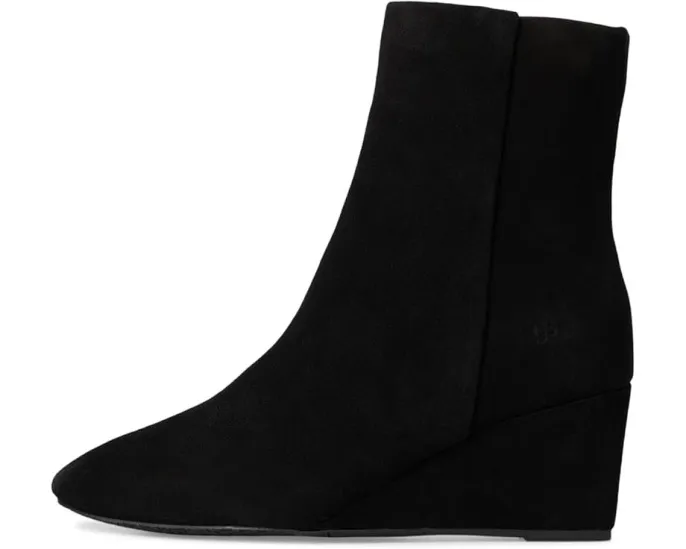 Ботильоны Nash на клиновидном каблуке с зауженным носком от Gentle Souls by Kenneth Cole