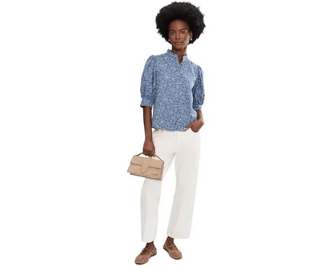 Блузка CeCe из шамбре с коротким рукавом и потайной планкой