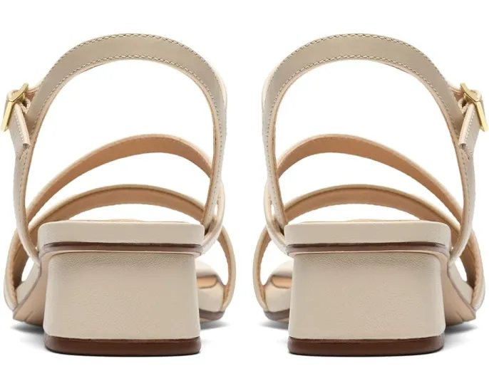 Сандалии Clarks Serina 35 Strap с ремешками на пряжках и стелькой Contour Cushion
