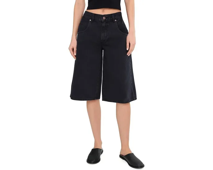 Джинсовые шорты Super Baggy Jort от Levi's® Premium с очень свободным кроем