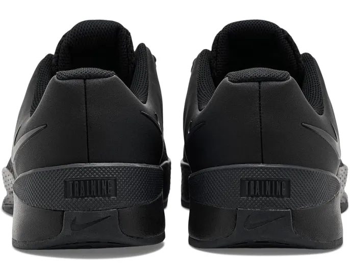 Nike Mc Trainer 4 кроссовки спортивные и легкие