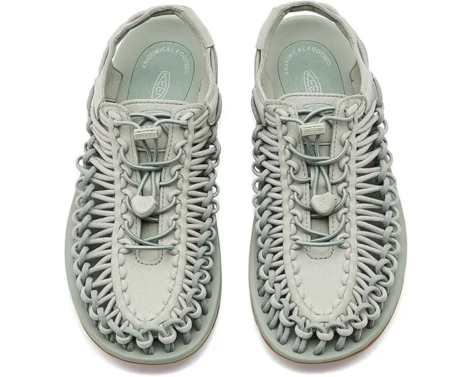 Кроссовки KEEN UNEEK с плетеным верхом и амортизирующей подошвой