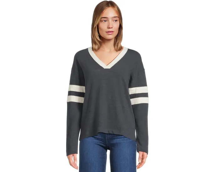 Футболка Faherty Sunwashed Slub с V-образным вырезом из органического хлопка