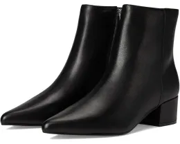 Ботильоны Leonna с острым носком от Marc Fisher LTD