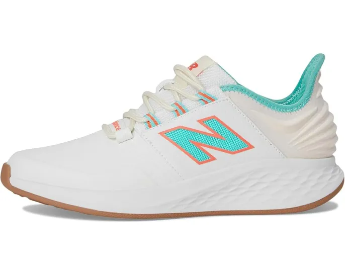 Женские кроссовки для гольфа New Balance Fresh Foam Roav V2 с амортизацией