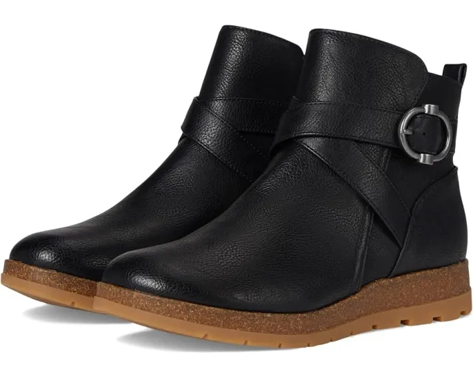 Ботинки EuroSoft Laelia на танкетке с ремнями и пряжками