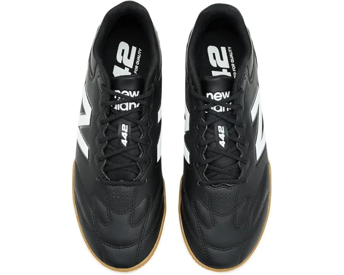 New Balance 442 Team IN V3 бутсы для футбола на твердое покрытие
