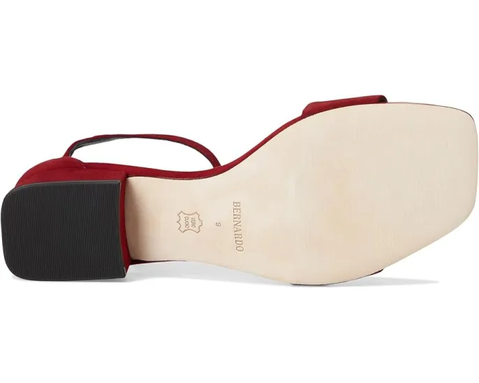 Босоножки на каблуке Bernardo Jalena с ремешками и квадратной пряжкой