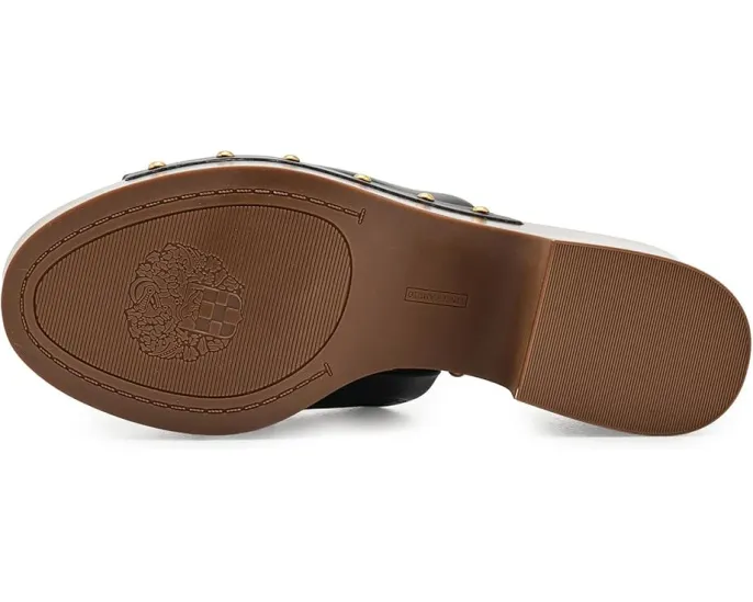 Клог Efellan с платформой и декоративными шипами Vince Camuto