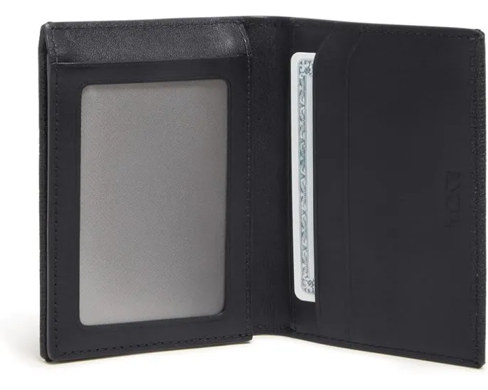 Бумажник Tumi L-Fold с откидным клапаном и дополнительными карманами