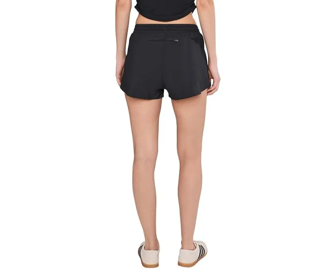 Шорты для бега adidas by Stella McCartney с карманом на молнии