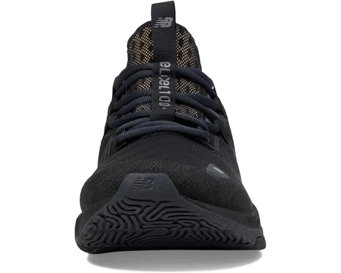 Тренировочные кроссовки New Balance FuelCell Trainer V2 с технологичной подошвой