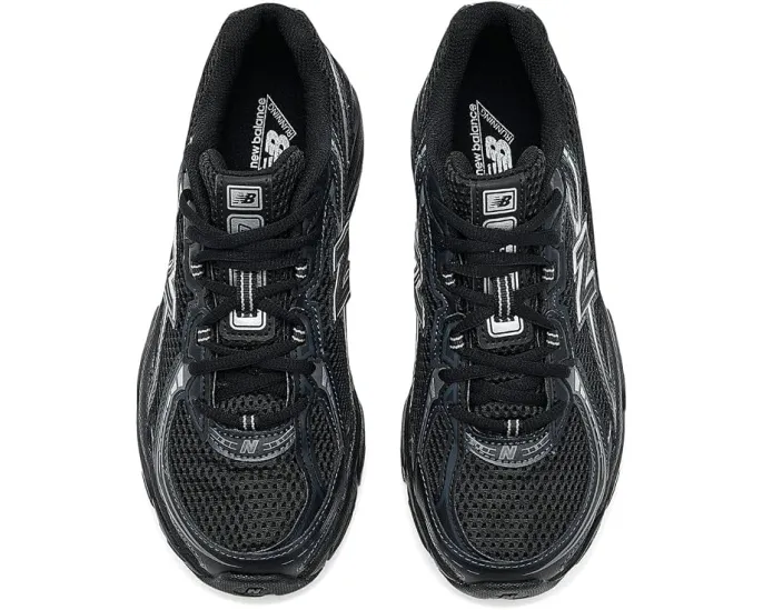 Кроссовки New Balance 740 на шнурках для детей