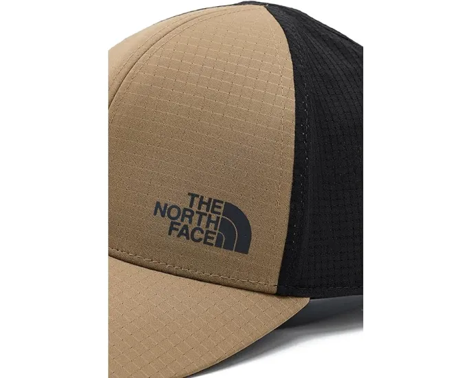 Бейсболка The North Face Summer LT Trucker с технологией Lightrange