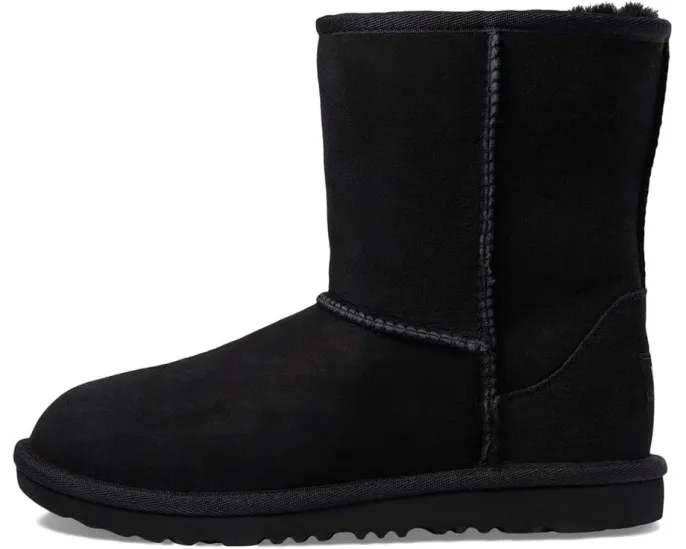 Угги UGG Kids Classic II для детей из овчины с подошвой Treadlite