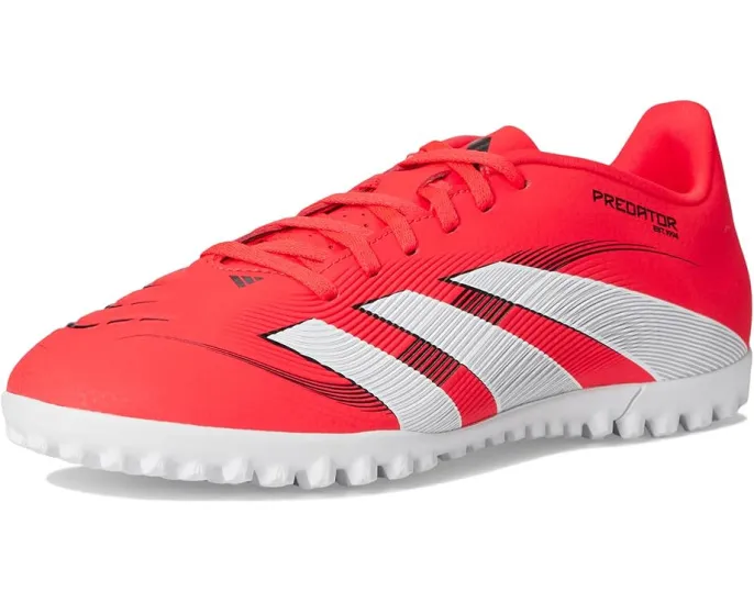 Кроссовки Predator Club Turf от Adidas с верхом из резины и технологией Strikescale