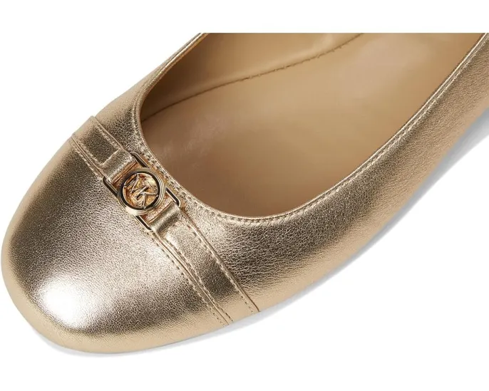 Балетки Mandy Flat с округлым носком и шармом