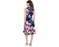 Платье Calvin Klein Sleeveless Floral Fit And Flare с принтом по всей поверхности и застежкой на спине