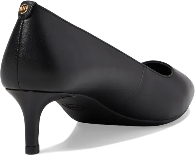 Туфли MICHAEL Michael Kors Alina Flex Kitten Pump с заостренным носком