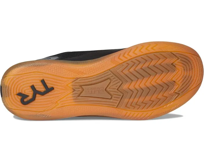 Кроссовки TYR Carbon Elite Trainer с карбоновой пластиной и пеной SURGENRG