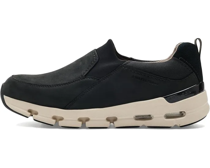 Водонепроницаемые кроссовки Clarks Nature X Sky из черной замши