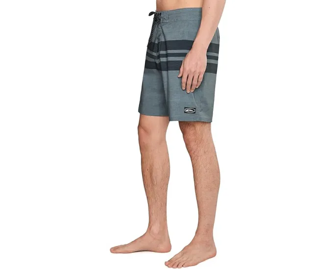 Шорты для серфинга Quiksilver Surfsilk Street-Trunk 18 из переработанного полиэстера
