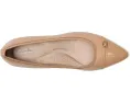 Балетки Natalyn Dusk от Clarks с заостренным носком и пряжкой